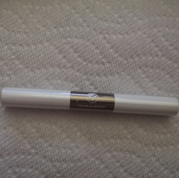 Hank and Henry “Slick With It” - Mascara Duo - Picture 3 of 4